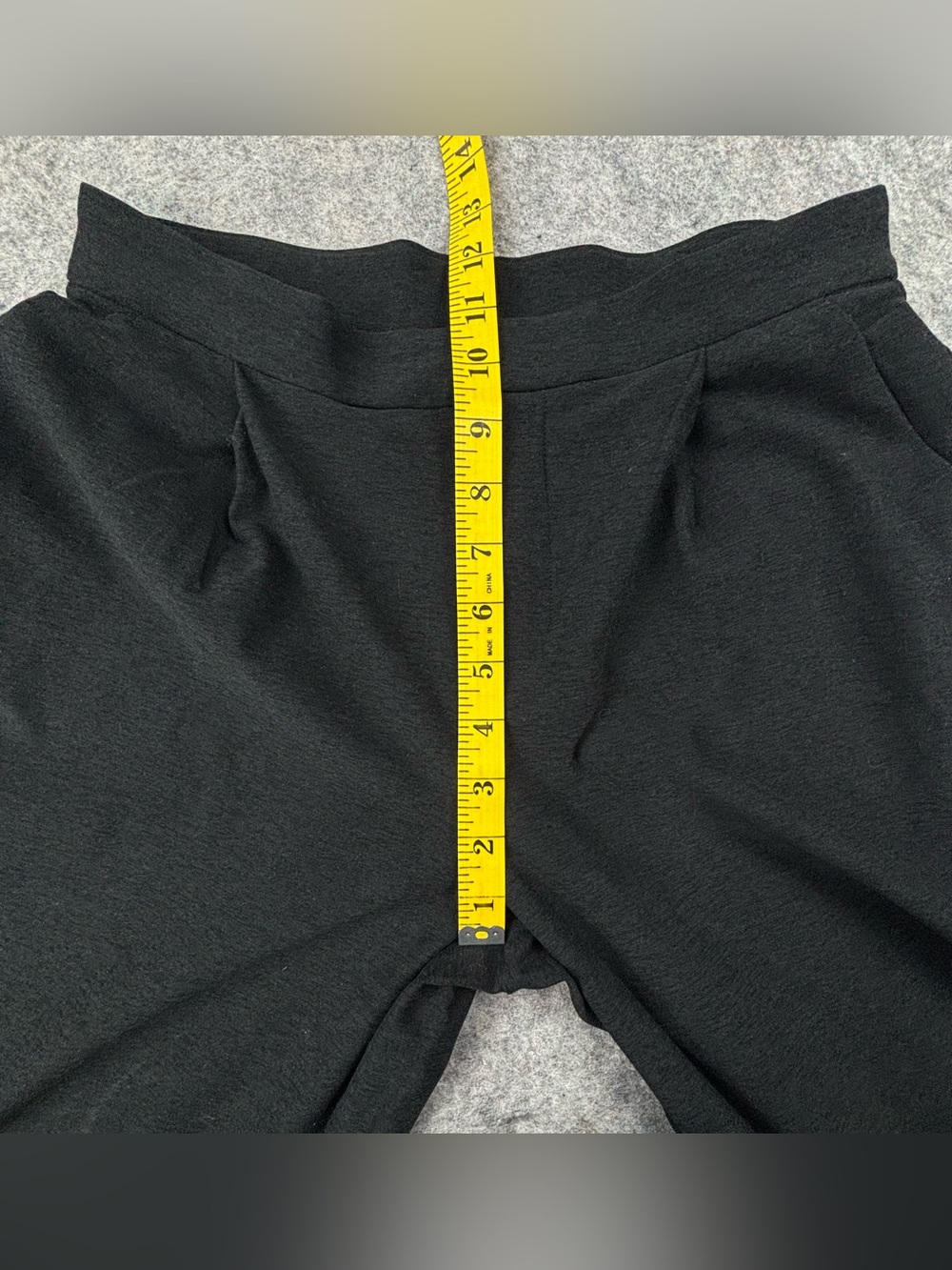 Vuori | Elevation Trouser | Black Heather | Women’s Size Small - Picture 9 of 10